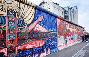 Berlin Duvarı Graffiti. Berlin, Almanya