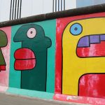 Thierry Noir. 1984, Berlin, Almanya